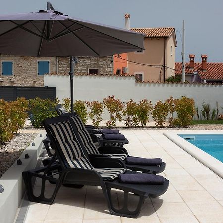 Holiday Home Volta Rakalj Exterior foto